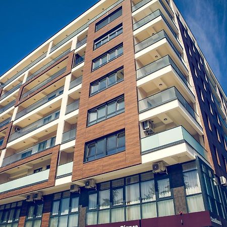 Apartmani Sl Luxury Banja Luka Exterior foto